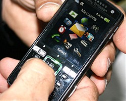 Кожата реагира на излъчването от мобилните телефони